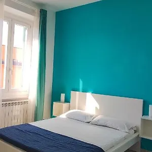 Pensión Blu Mare, Génova